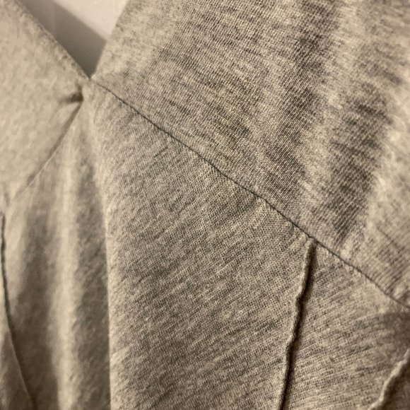 Francois Beauregard Grey Camis - Picture 4 of 9